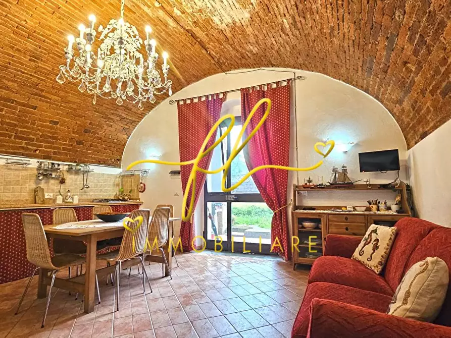 Immagine 2 di Appartamento in vendita  a Castagneto Carducci