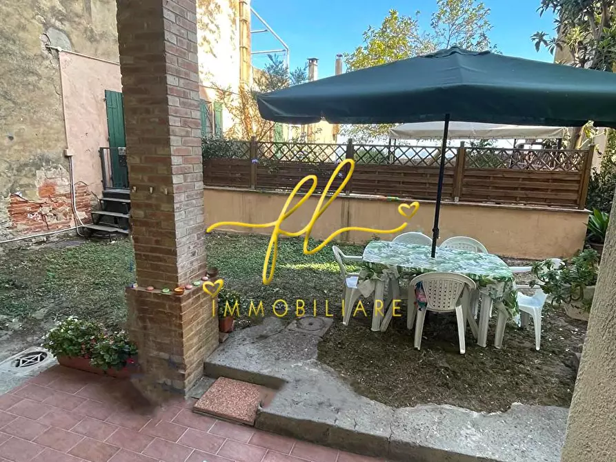 Immagine 11 di Appartamento in vendita  a Castagneto Carducci