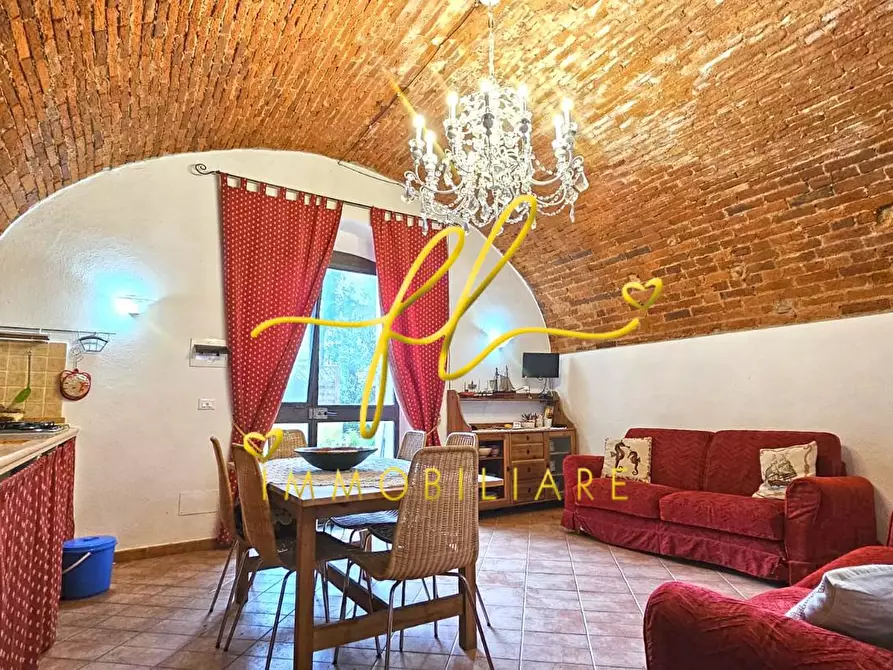 Immagine 4 di Appartamento in vendita  a Castagneto Carducci