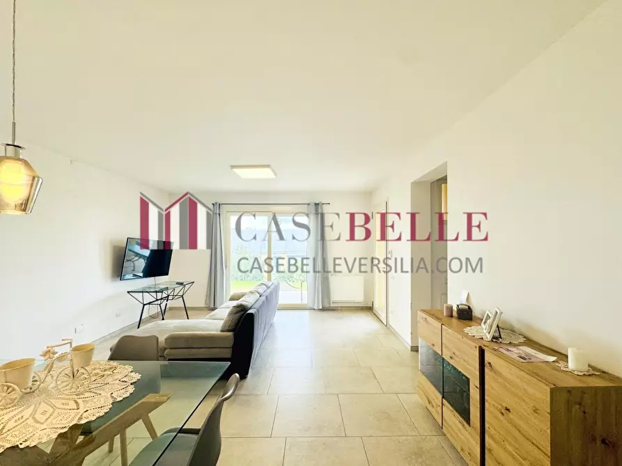 Immagine 53 di Villa in vendita  a Camaiore