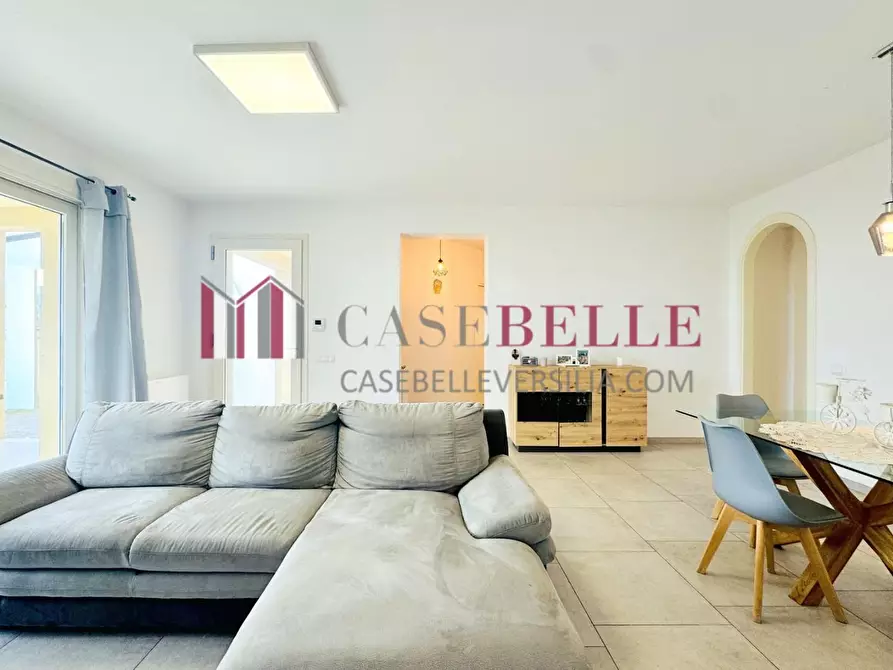 Immagine 5 di Villa in vendita  a Camaiore