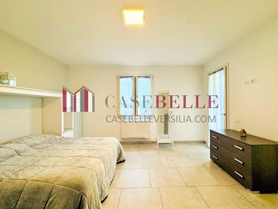 Immagine 41 di Villa in vendita  a Camaiore