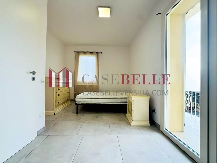 Immagine 32 di Villa in vendita  a Camaiore