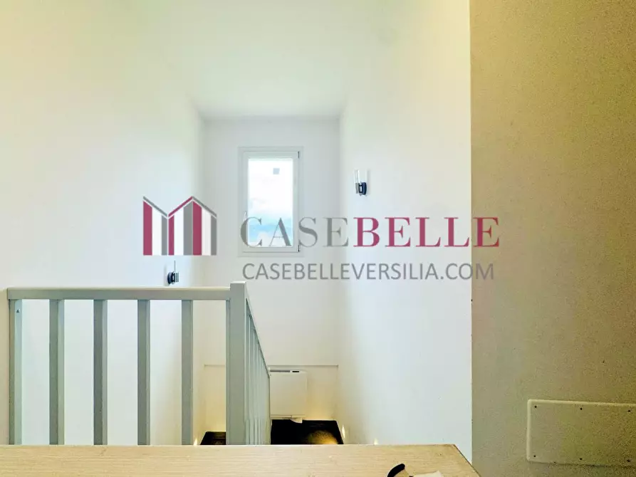 Immagine 49 di Villa in vendita  a Camaiore