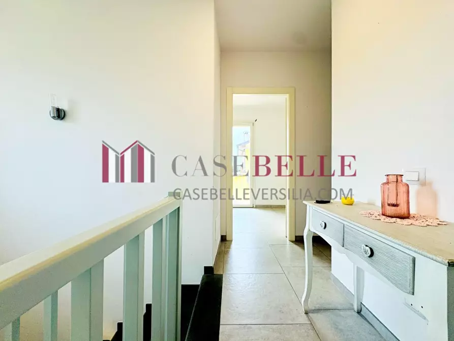 Immagine 31 di Villa in vendita  a Camaiore