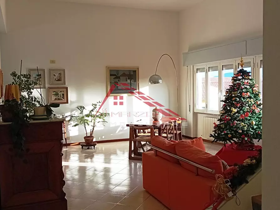 Immagine 26 di Mansarda in vendita  a Pisa