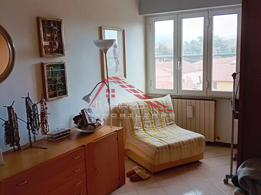 Immagine 17 di Mansarda in vendita  a Pisa