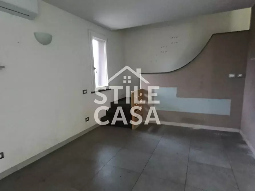 Immagine 6 di Villa in vendita  a Altopascio