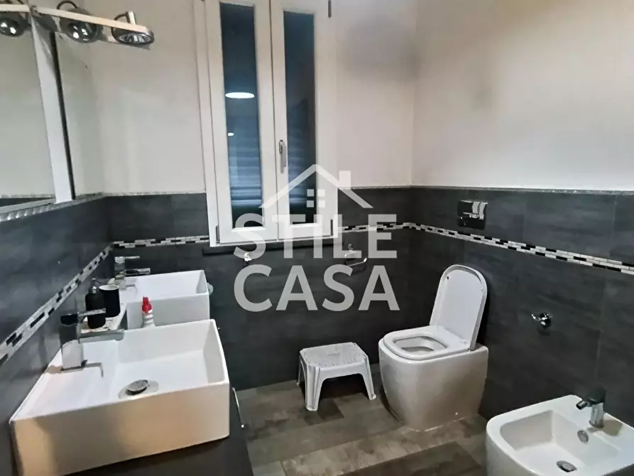 Immagine 23 di Villa in vendita  a Altopascio