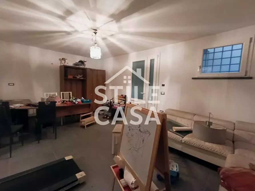 Immagine 35 di Villa in vendita  a Altopascio