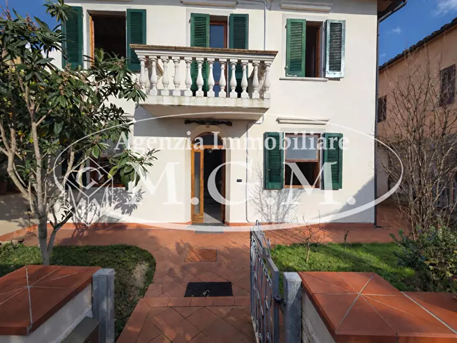 Immagine 2 di Villetta a schiera in vendita  a Castelfranco Di Sotto