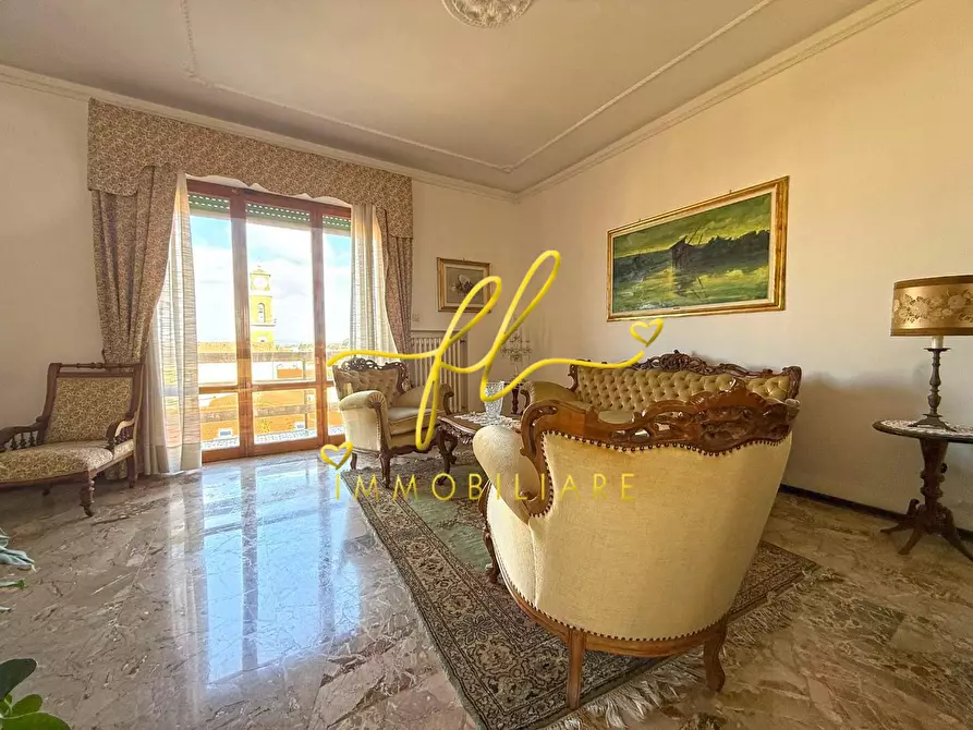 Immagine 2 di Appartamento in vendita  a Cecina