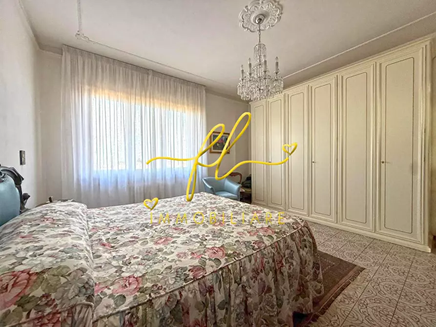 Immagine 21 di Appartamento in vendita  a Cecina