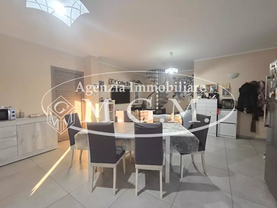 Immagine 2 di Appartamento in vendita  a Santa Maria A Monte