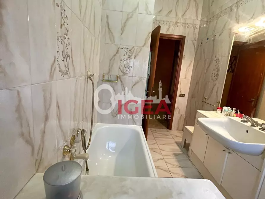 Immagine 33 di Appartamento in vendita  a Monteriggioni