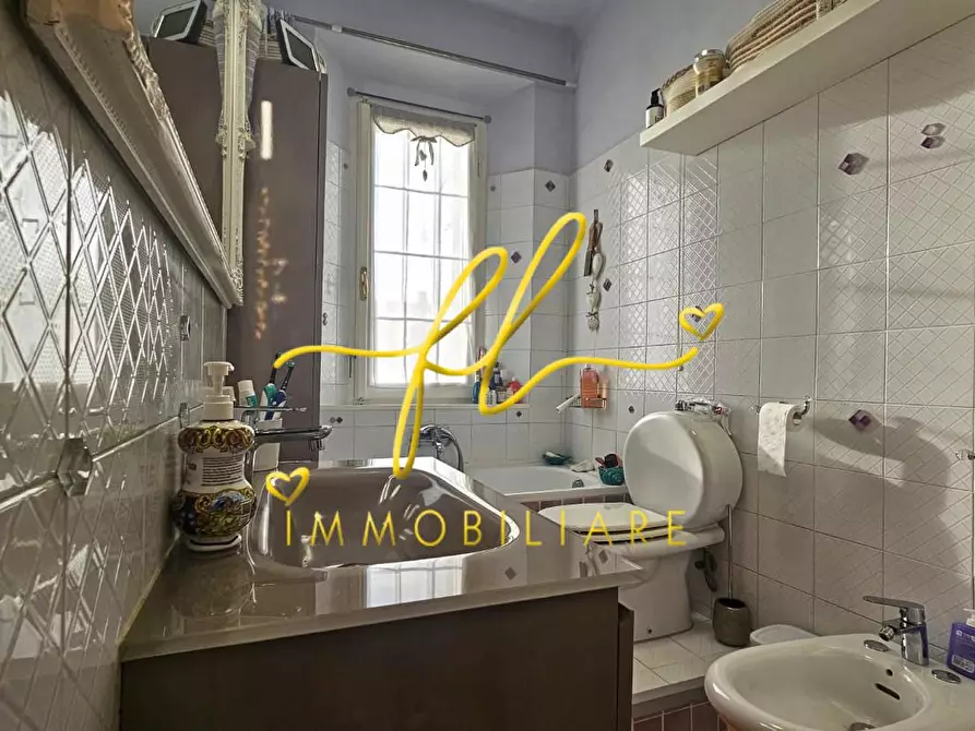 Immagine 13 di Appartamento in vendita  a Rosignano Marittimo