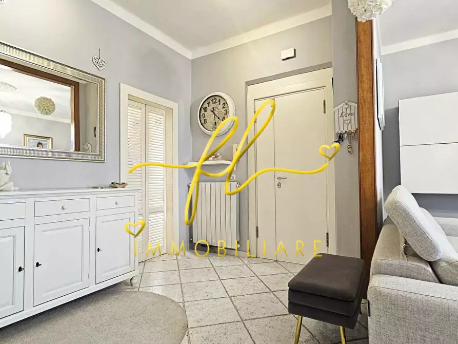 Immagine 9 di Appartamento in vendita  a Rosignano Marittimo