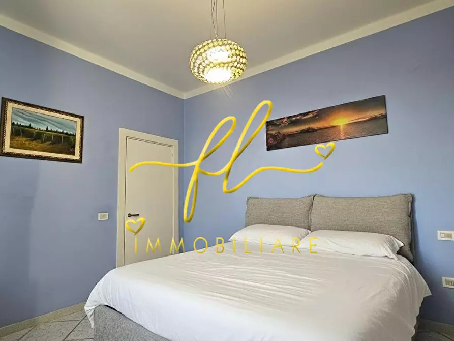 Immagine 11 di Appartamento in vendita  a Rosignano Marittimo