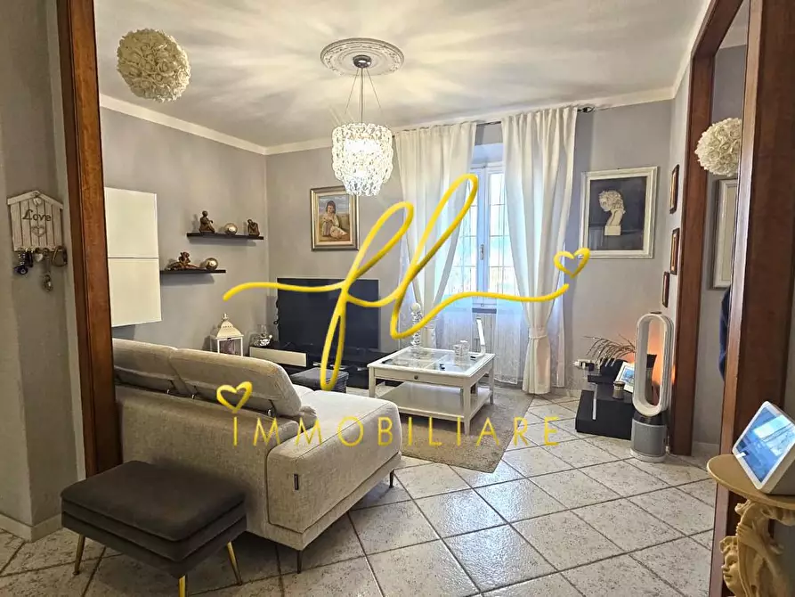 Immagine 1 di Appartamento in vendita  a Rosignano Marittimo