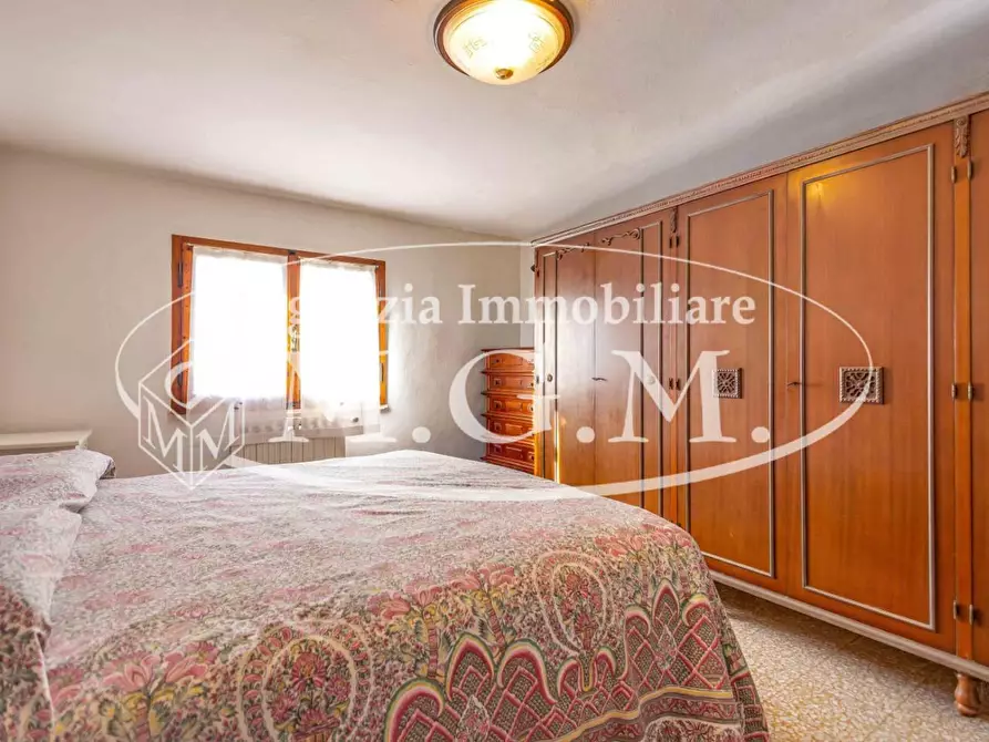 Immagine 19 di Casa indipendente in vendita  a Santa Maria A Monte