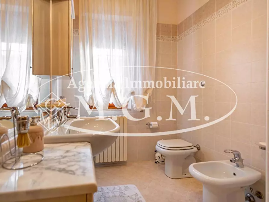 Immagine 15 di Casa indipendente in vendita  a Santa Maria A Monte