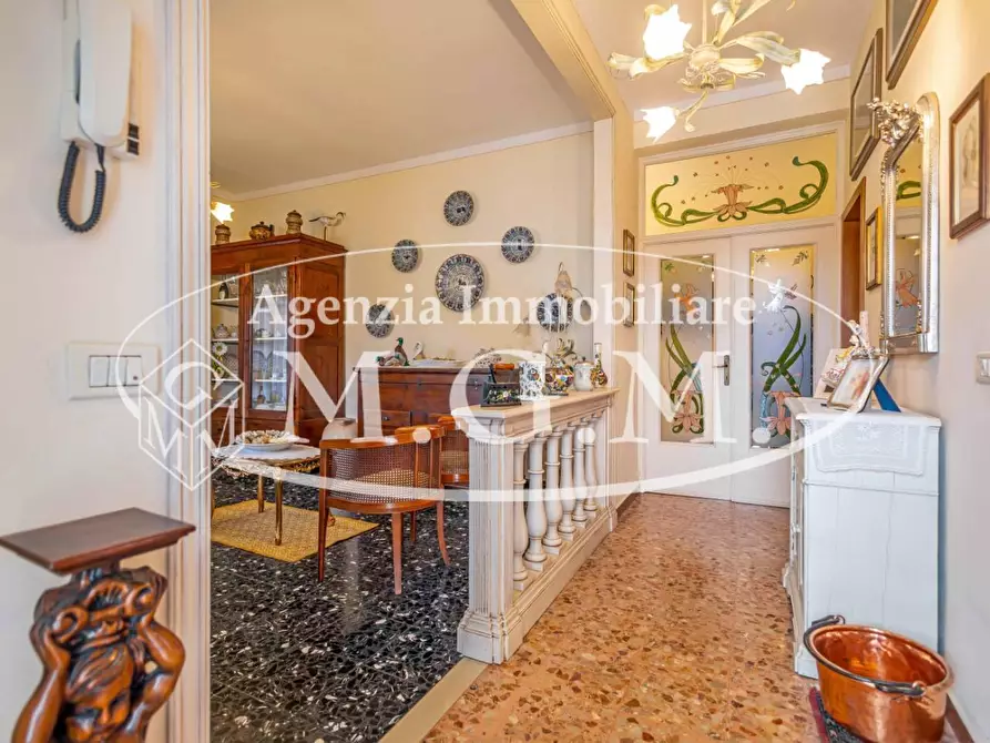 Immagine 3 di Casa indipendente in vendita  a Santa Maria A Monte