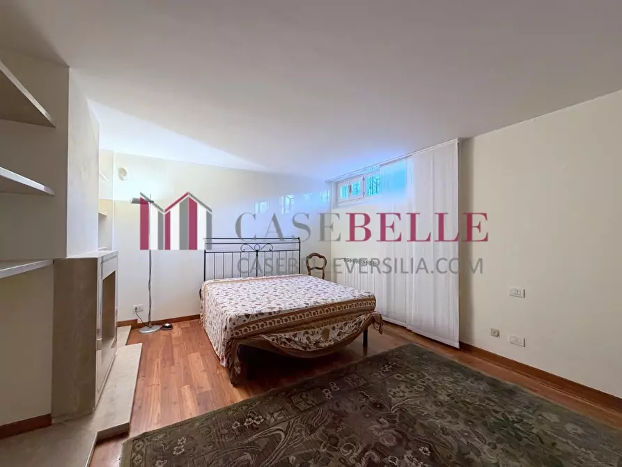 Immagine 52 di Villa in vendita  a Camaiore