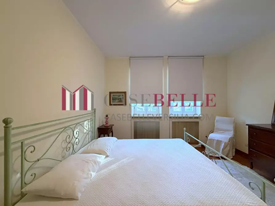 Immagine 24 di Villa in vendita  a Camaiore