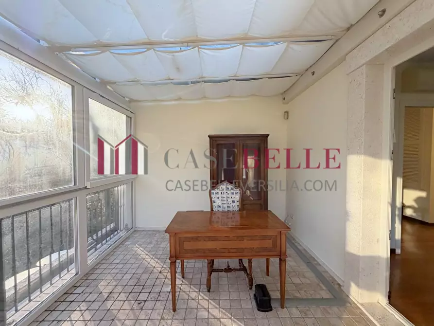 Immagine 76 di Villa in vendita  a Camaiore