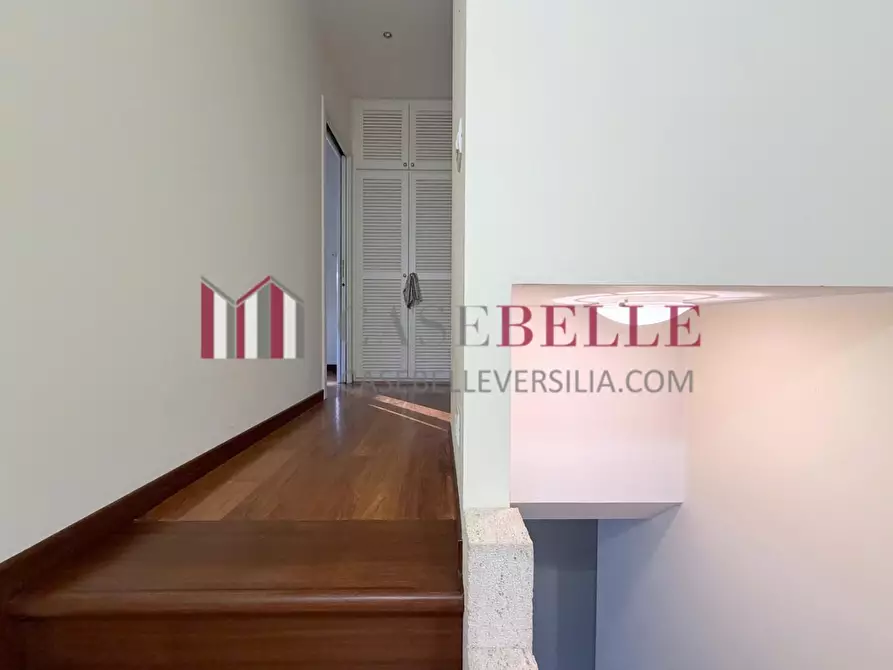 Immagine 58 di Villa in vendita  a Camaiore