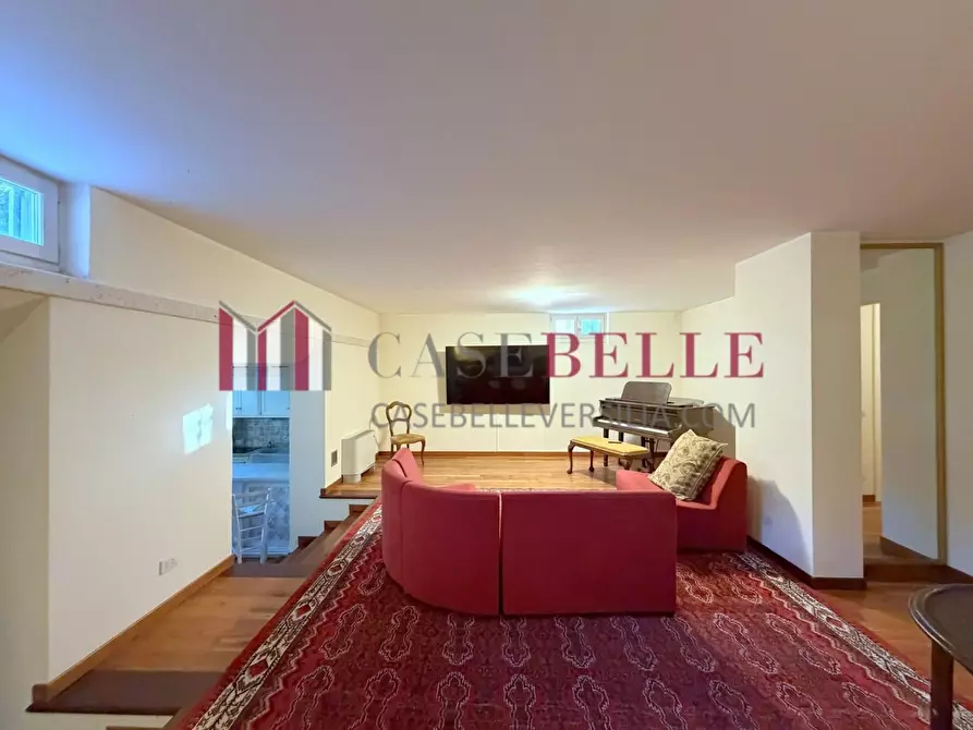 Immagine 36 di Villa in vendita  a Camaiore