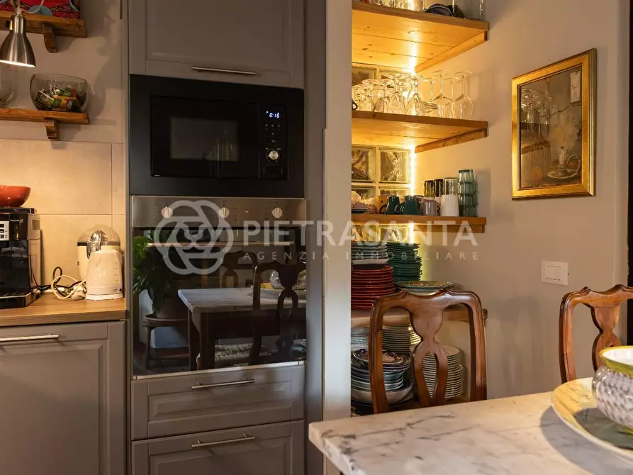 Immagine 23 di Rustico / casale in vendita  a Camaiore