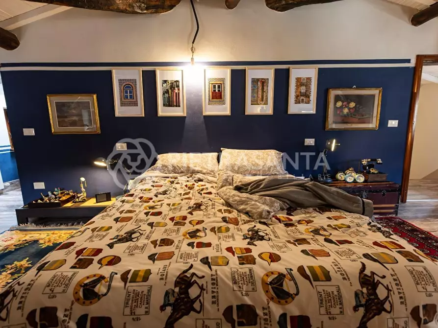 Immagine 34 di Rustico / casale in vendita  a Camaiore