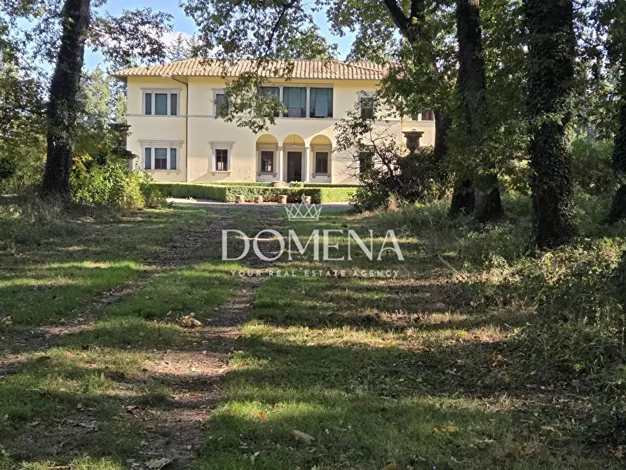 Immagine 4 di Villa in vendita  a Monteriggioni