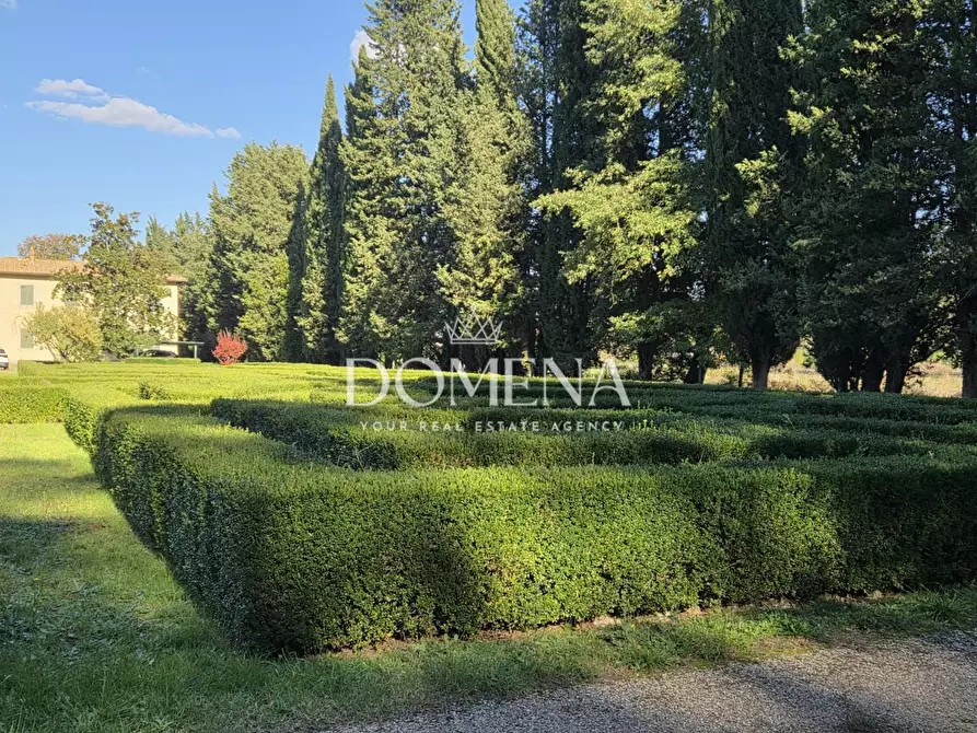 Immagine 17 di Villa in vendita  a Monteriggioni