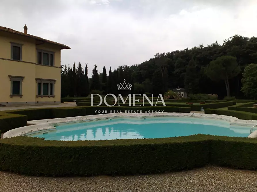 Immagine 12 di Villa in vendita  a Monteriggioni