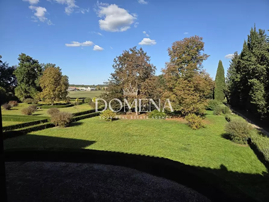 Immagine 16 di Villa in vendita  a Monteriggioni