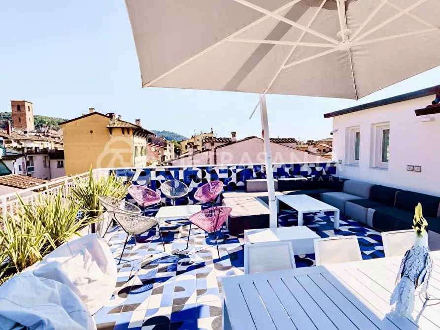 Immagine 3 di Appartamento in vendita  a Pietrasanta