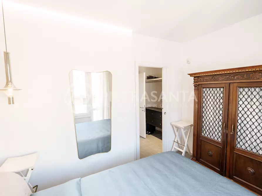 Immagine 20 di Appartamento in vendita  a Pietrasanta