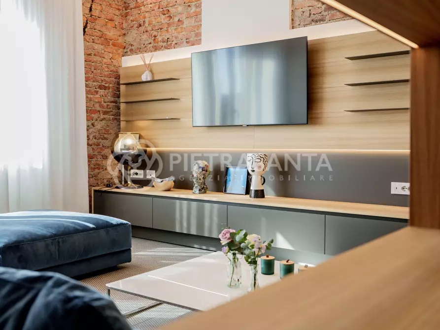 Immagine 32 di Appartamento in vendita  a Pietrasanta