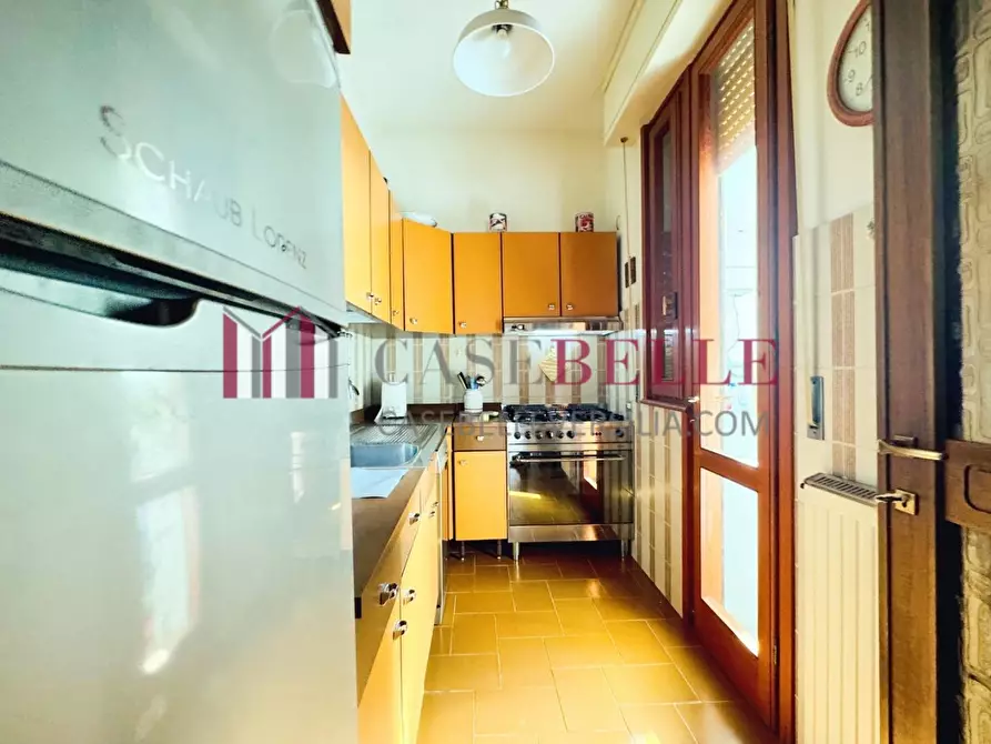 Immagine 10 di Appartamento in vendita  a Camaiore