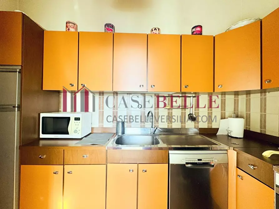 Immagine 12 di Appartamento in vendita  a Camaiore