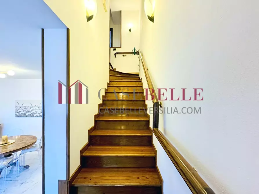 Immagine 15 di Villetta a schiera in affitto  a Forte Dei Marmi