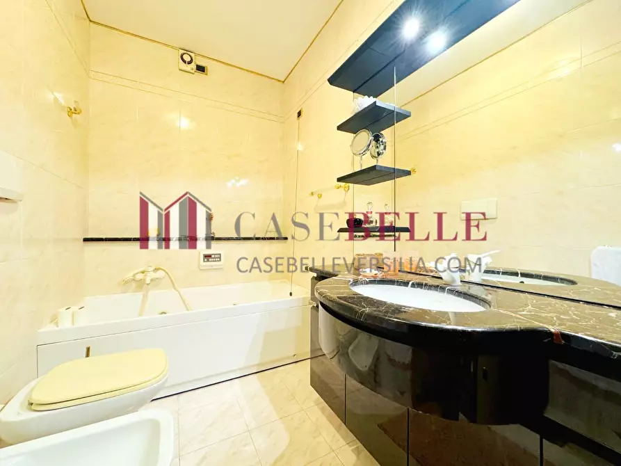 Immagine 26 di Villetta a schiera in affitto  a Forte Dei Marmi