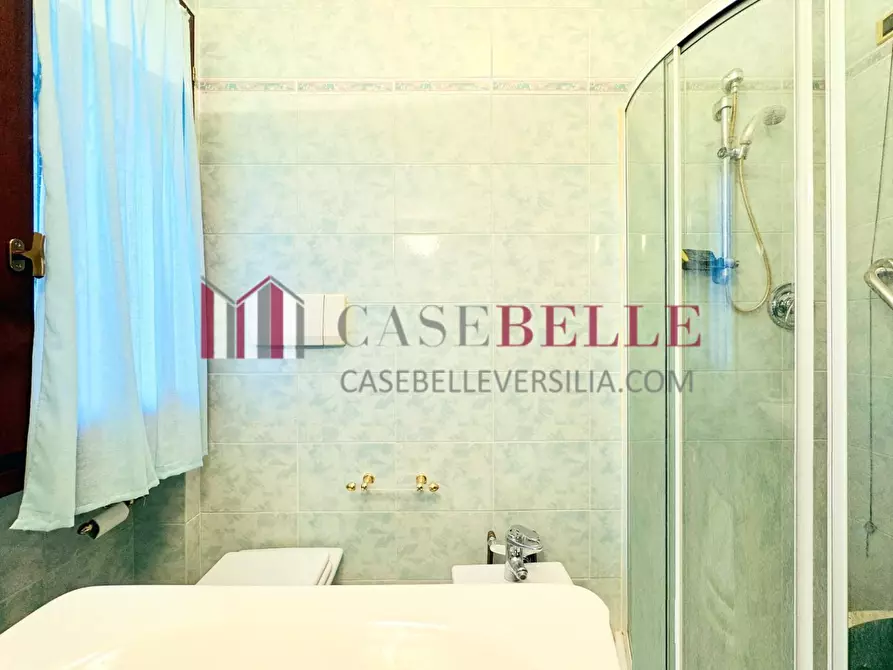 Immagine 12 di Villetta a schiera in affitto  a Forte Dei Marmi