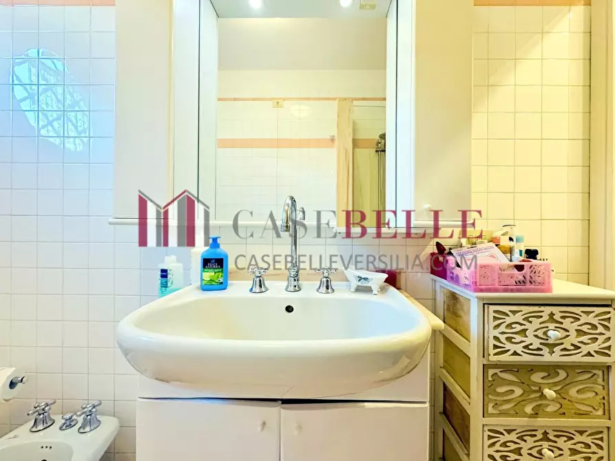 Immagine 16 di Casa semindipendente in affitto  a Forte Dei Marmi