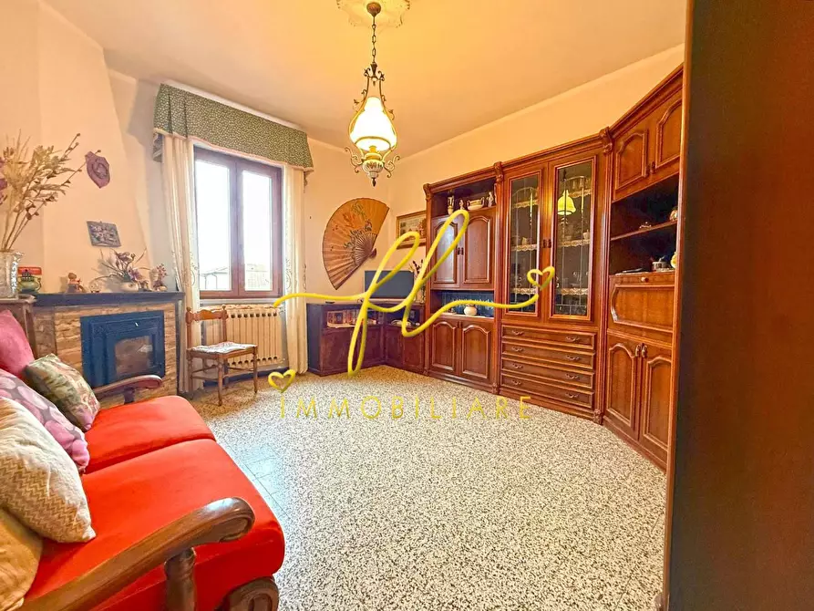 Immagine 4 di Appartamento in vendita  a Cecina