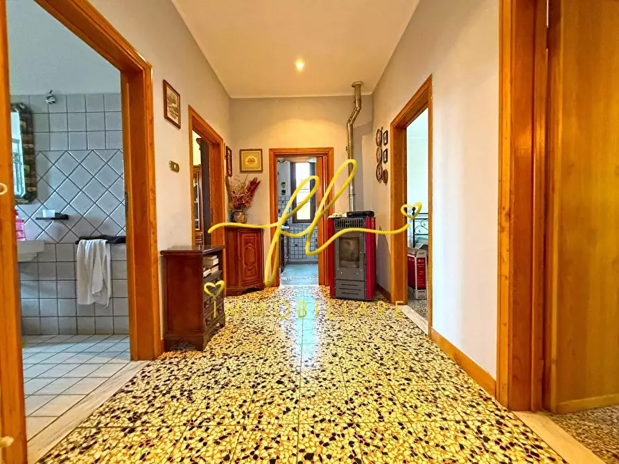 Immagine 3 di Appartamento in vendita  a Cecina