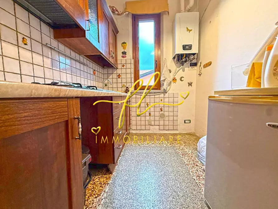 Immagine 5 di Appartamento in vendita  a Cecina