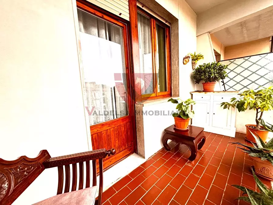 Immagine 18 di Appartamento in vendita  a Siena